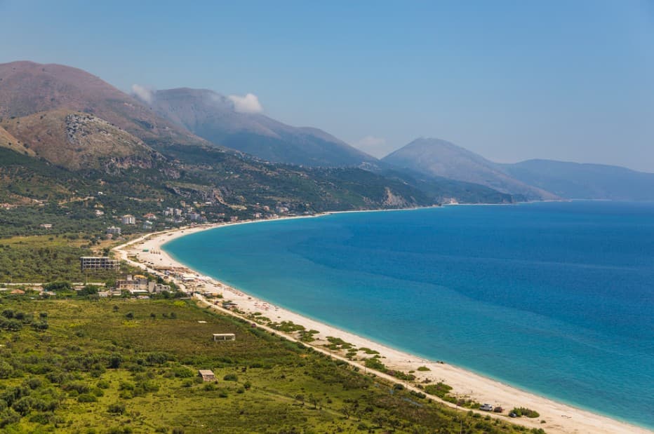 Jeta në Shqipëri: Të Mirat dhe Vështirësitë që Duhet të Dini